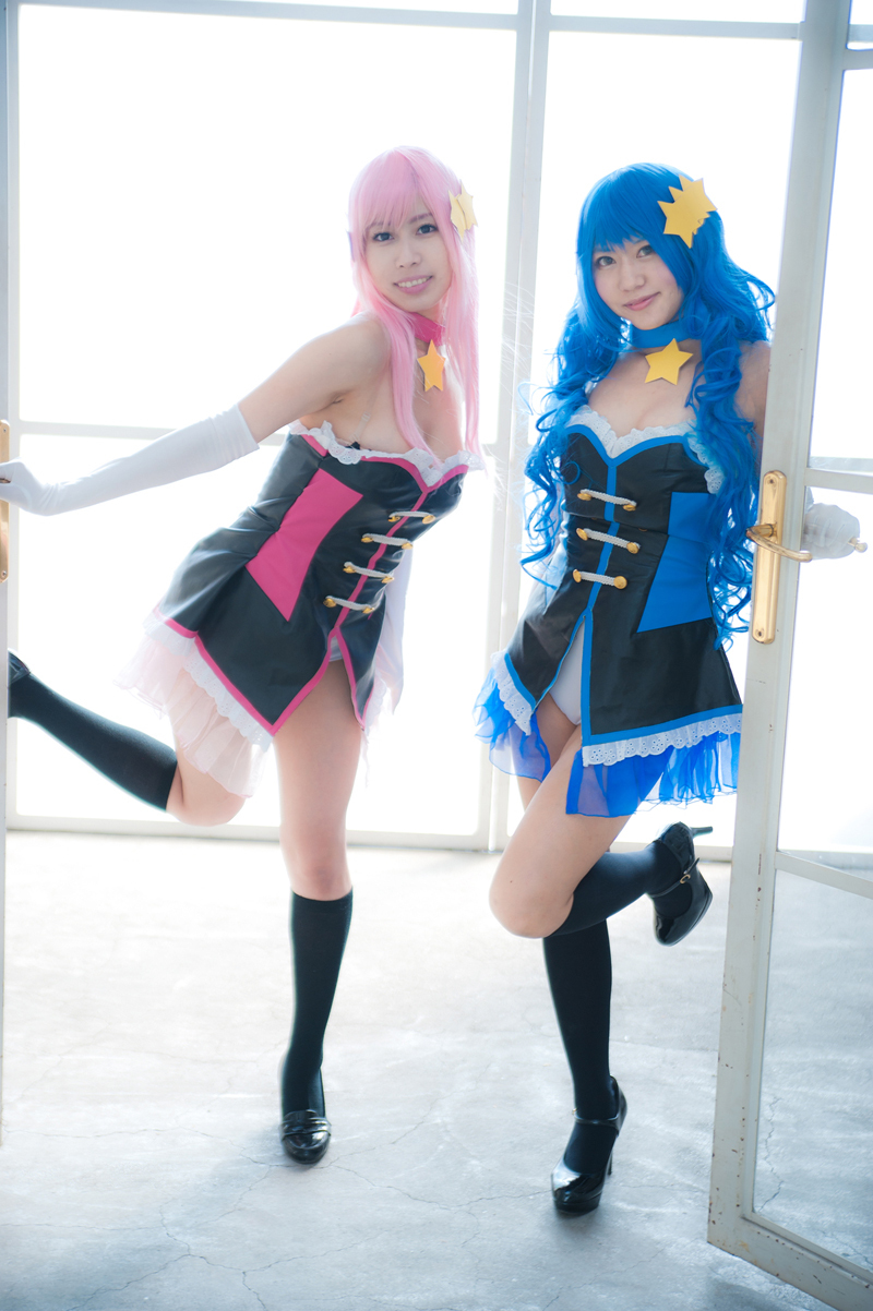 [Cosplay] 双姐妹性感cos制服写真